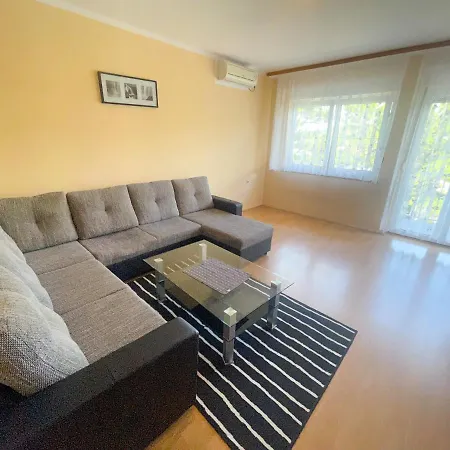 Combaj * יאדראנובו