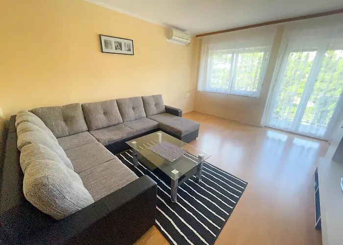 Combaj * יאדראנובו